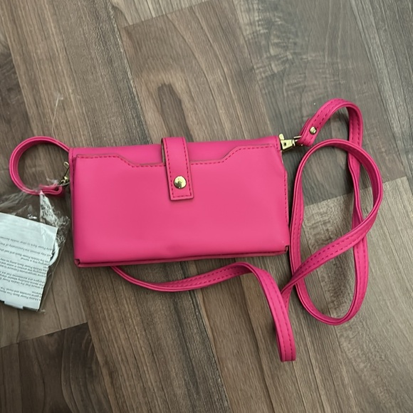 Adrienne Vittadini crossbody wallet - Picture 6 of 6